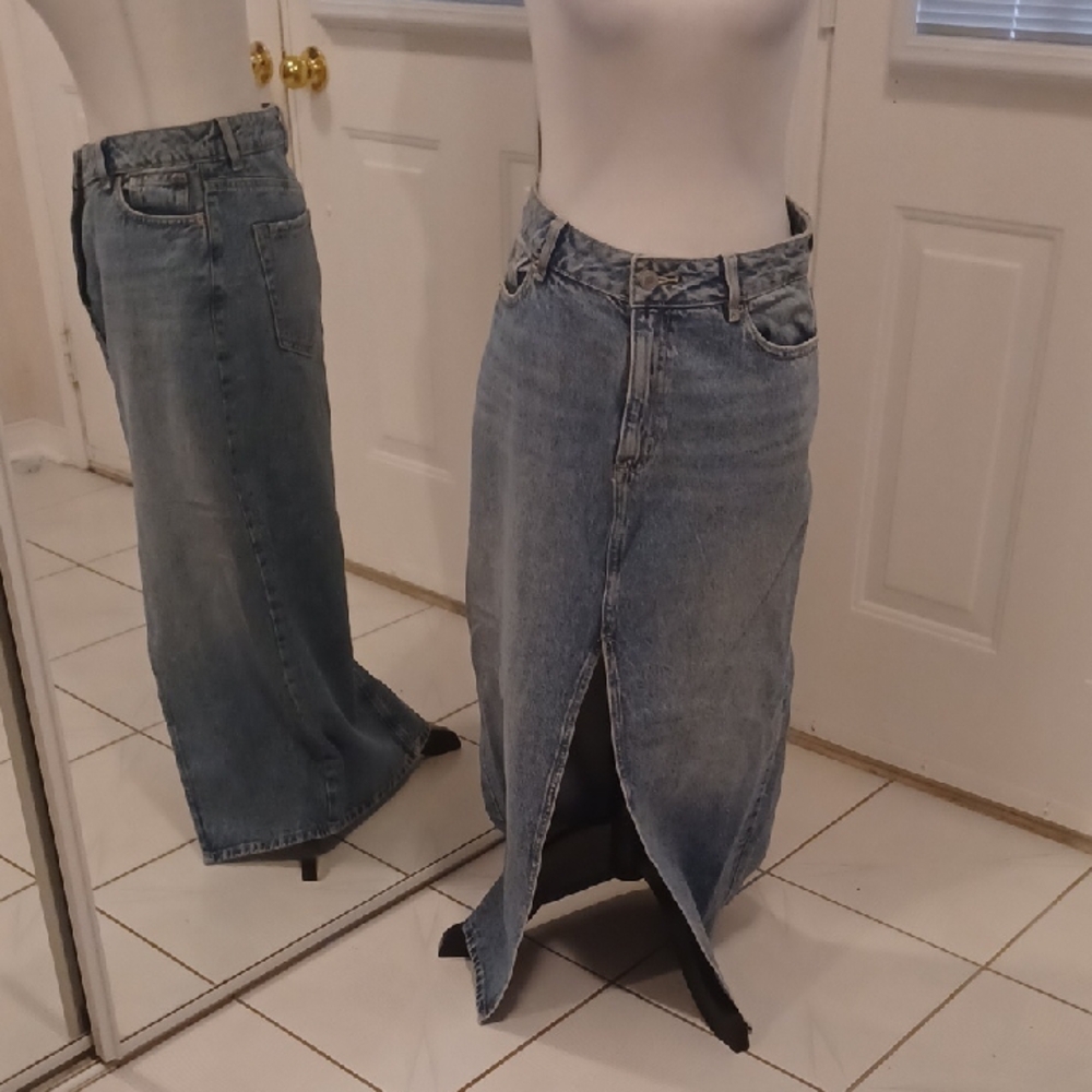 Dynamite Denim Maxi Skirt With Long Front Slit - Size XS (Fits Like Size M/S)